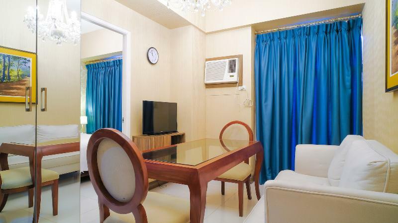 Currency Serviced Suites Pasig City エクステリア 写真