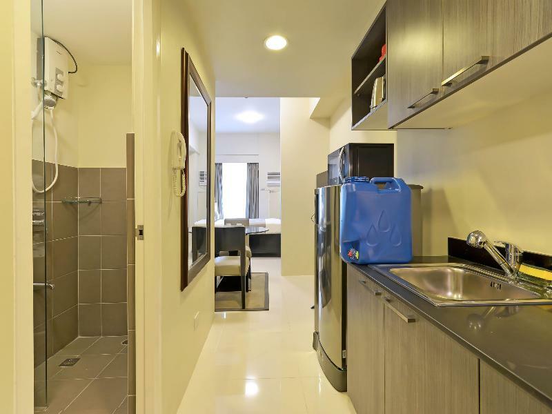 Currency Serviced Suites Pasig City エクステリア 写真