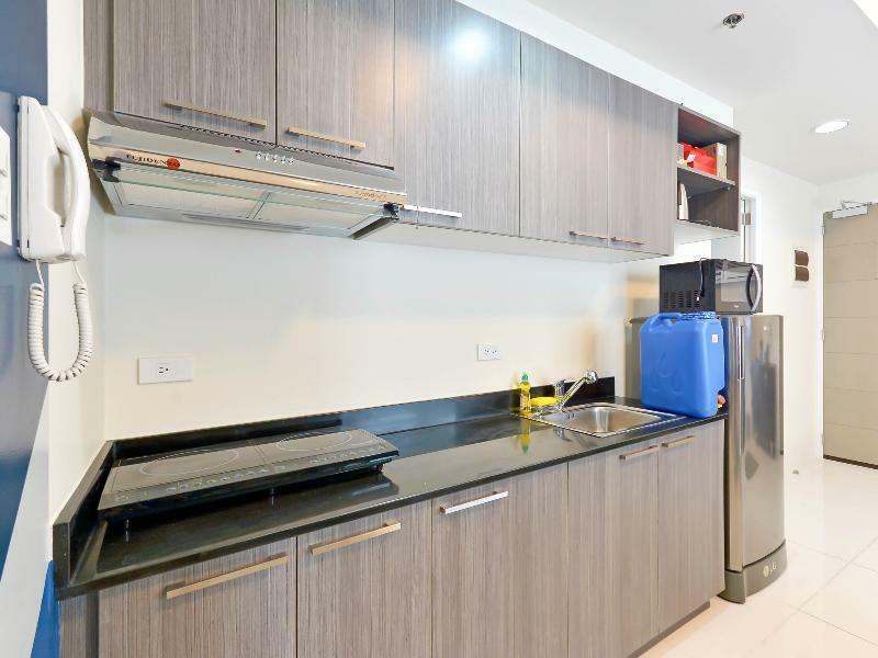 Currency Serviced Suites Pasig City エクステリア 写真